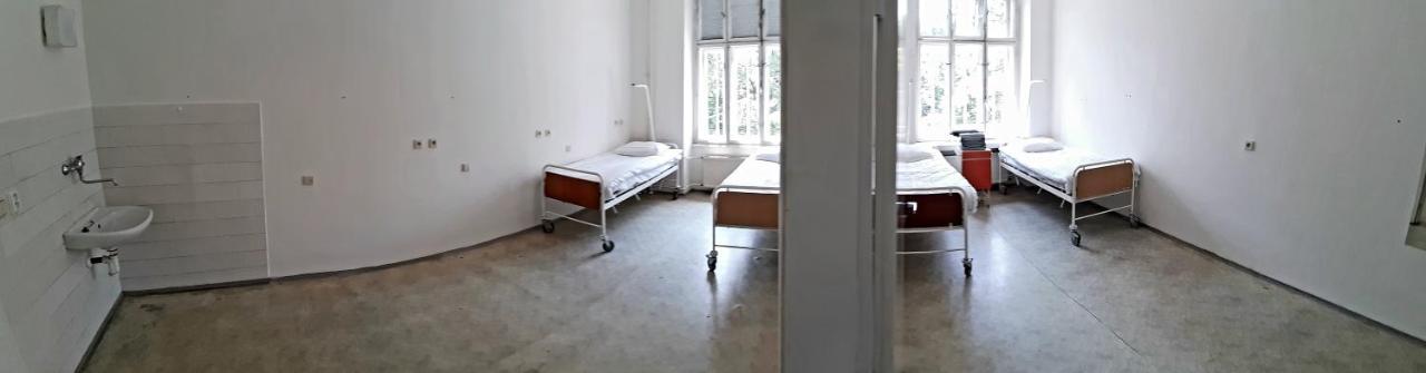 Franz Kafka Spital Hostel Brno Bagian luar foto