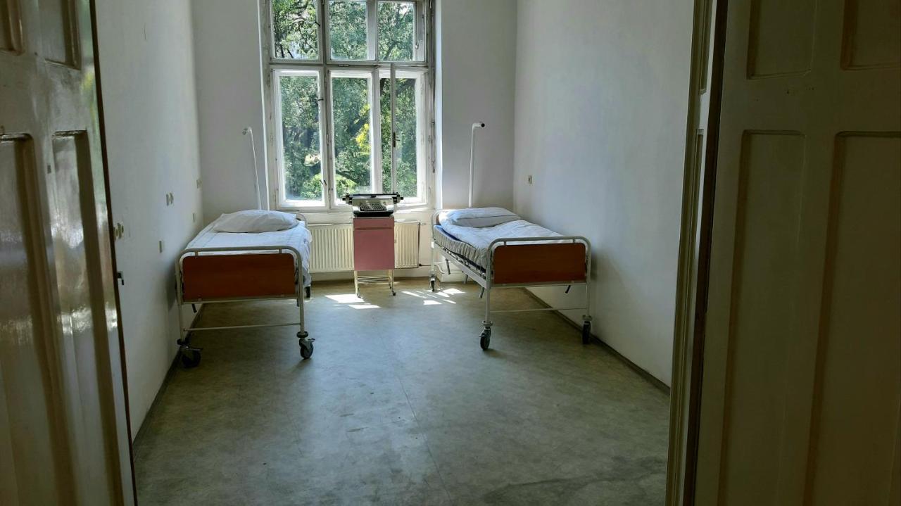 Franz Kafka Spital Hostel Brno Bagian luar foto